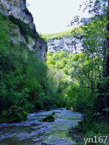 长江三峡六日游(畅游长江三峡，领略壮美风光)